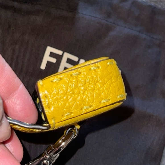 Fendi Preloved EarPod holder 100% authentic color is yellow with silver hardware - Picture 7 of 9